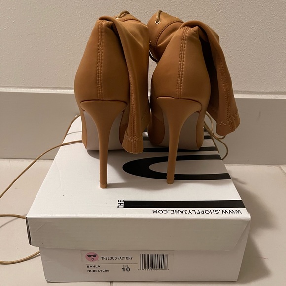 Lace up camel boot size 10 brand new never worn - Picture 5 of 6